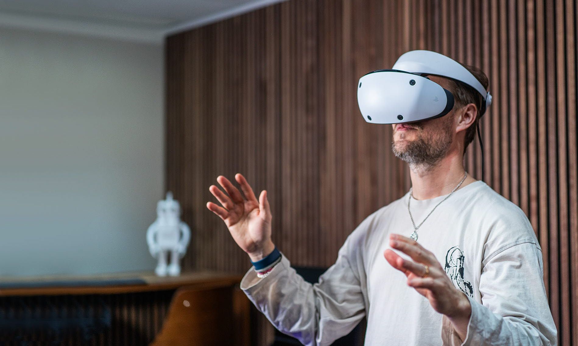 VR headset - man doing hand gestures